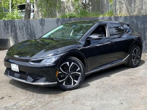 Aurora Black Pearl 2023 Kia EV6 Wind