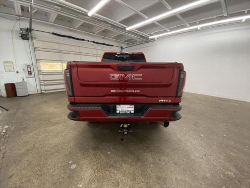 2024 GMC Sierra 2500 AT4