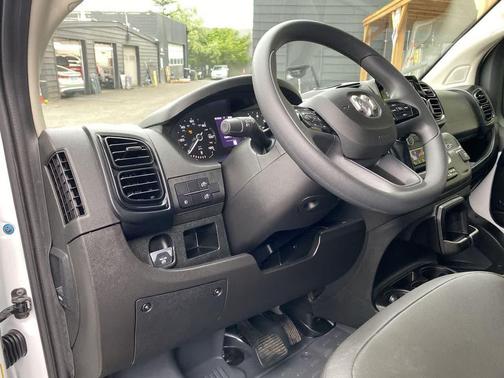 Bright White Clearcoat 2026 RAM ProMaster 2500 Tradesman