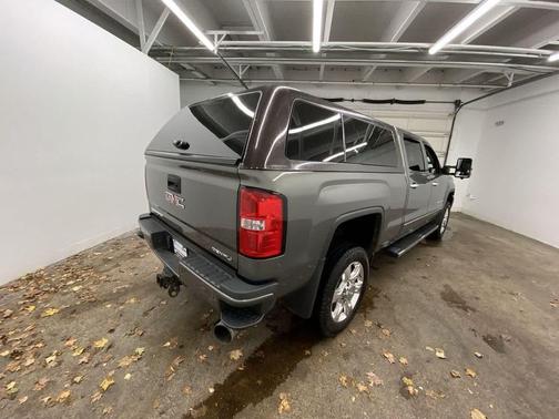 2017 GMC Sierra 2500 Denali