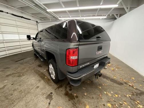 2017 GMC Sierra 2500 Denali