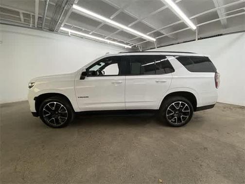 2022 Chevrolet Tahoe 4WD RST