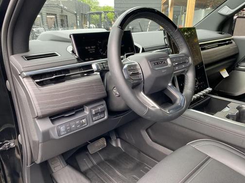 Onyx Black 2025 GMC Sierra EV Max Range Denali