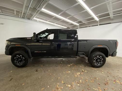 2024 GMC Sierra 2500 AT4