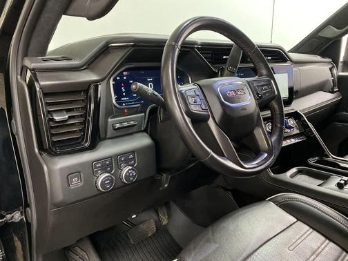 2024 GMC Sierra 2500 AT4