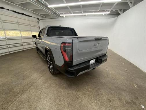 2024 GMC Sierra EV Denali Edition 1