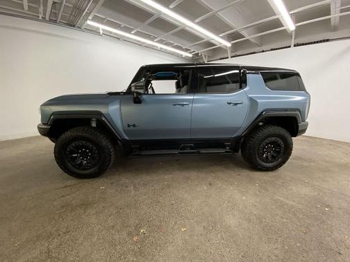 2024 GMC HUMMER EV SUV 3X