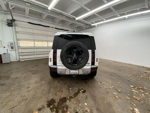 2020 Land Rover Defender 110 HSE