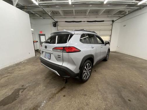 2022 Toyota Corolla Cross XLE