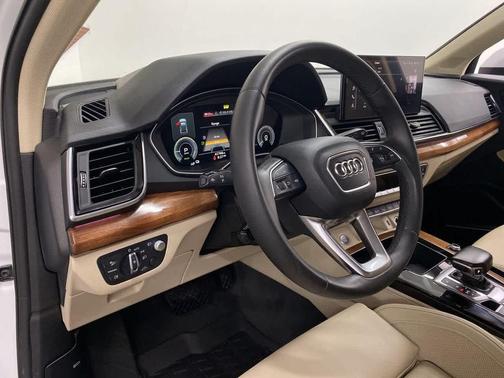 2022 Audi Q5 55 S line Prestige