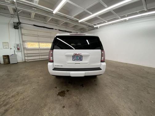 Summit White 2016 GMC Yukon SLT