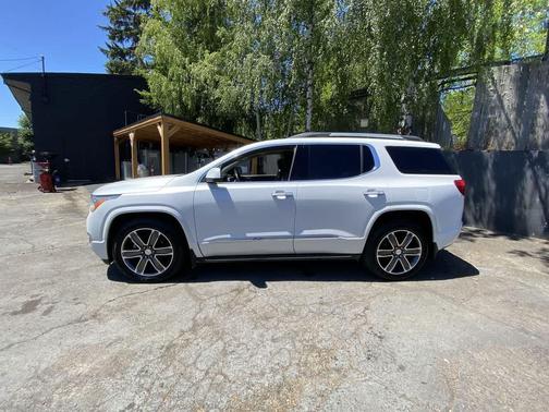 White Frost Tricoat 2017 GMC Acadia Denali