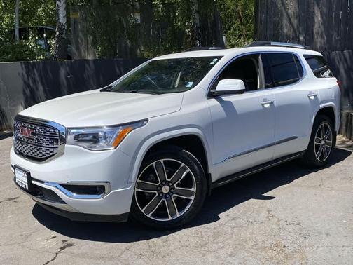 White Frost Tricoat 2017 GMC Acadia Denali