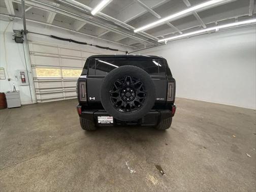 2024 GMC HUMMER EV SUV 2X