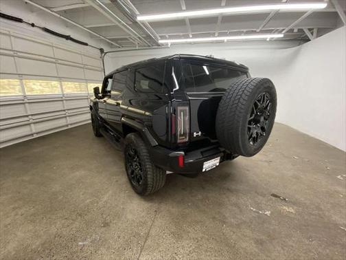 2024 GMC HUMMER EV SUV 2X