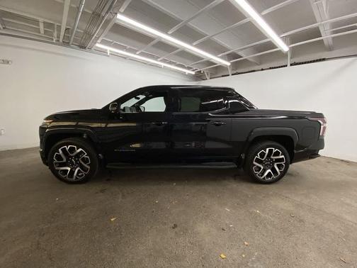 2024 Chevrolet Silverado EV First-Edition RST 4WD