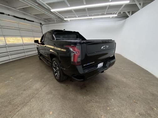2024 Chevrolet Silverado EV First-Edition RST 4WD