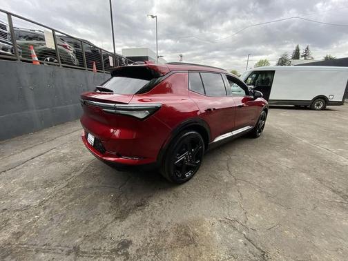Radiant Red Tintcoat 2024 Chevrolet Equinox EV RS