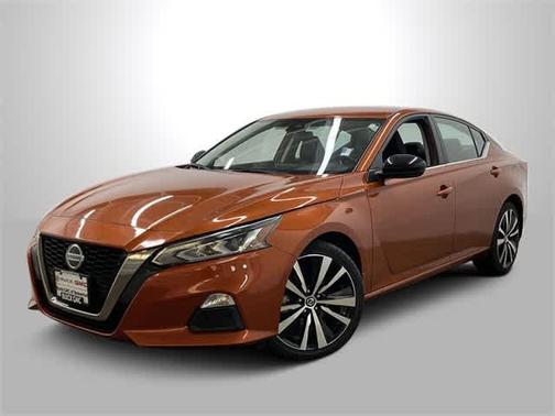 2022 Nissan Altima SR Intelligent AWD