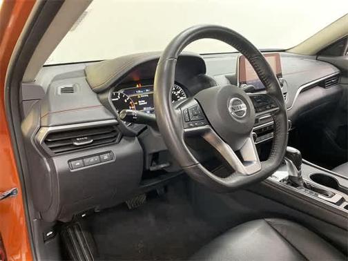 2022 Nissan Altima SR Intelligent AWD