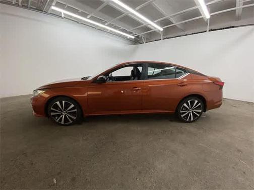 2022 Nissan Altima SR Intelligent AWD