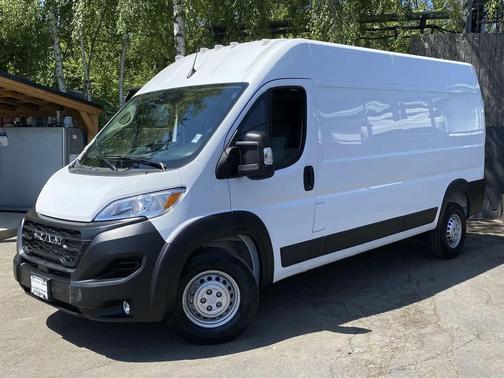 Bright White Clearcoat 2026 RAM ProMaster 2500 Tradesman