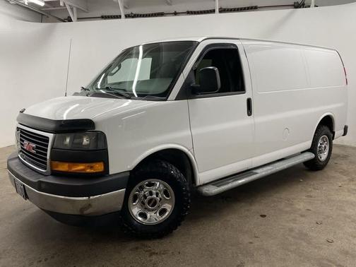 2019 GMC Savana 2500 Work Van