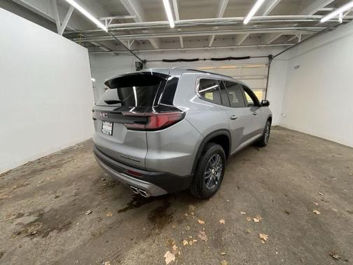 2025 GMC Acadia AWD Elevation