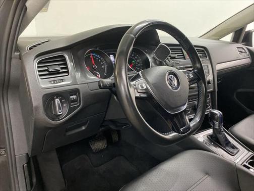 2015 Volkswagen e-Golf SEL Premium