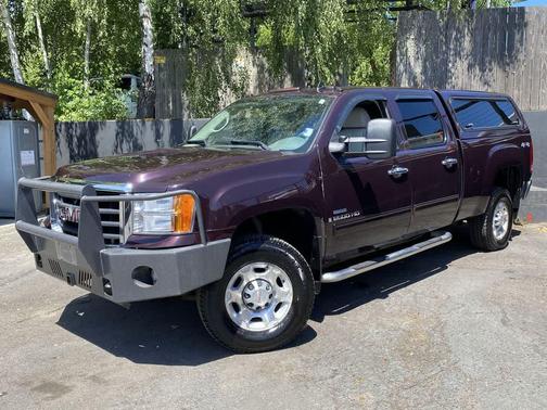 Dark Crimson Metallic 2008 GMC Sierra 2500 SLT H/D Crew Cab