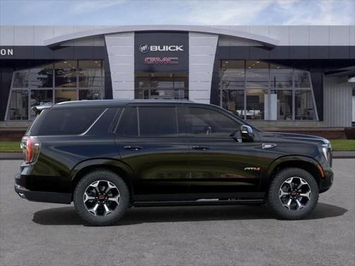 2025 GMC Yukon 4WD AT4
