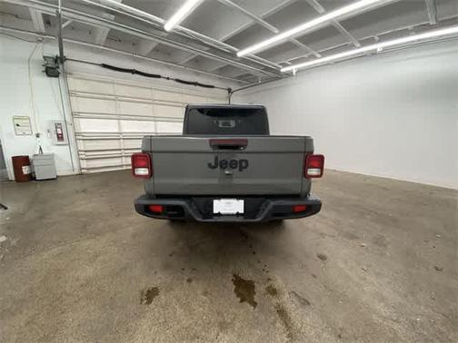 2023 Jeep Gladiator Sport S