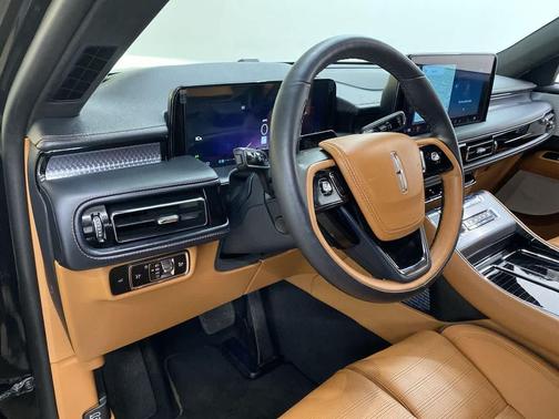 2025 Lincoln Aviator Black Label AWD