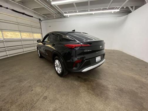 Ebony Twilight Metallic 2024 Buick Envista Preferred FWD