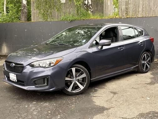 Carbide Gray Metallic 2017 Subaru Impreza 2.0i Sport