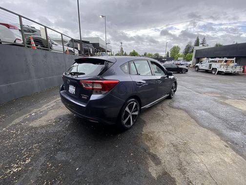 Carbide Gray Metallic 2017 Subaru Impreza 2.0i Sport