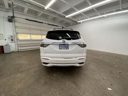 2022 Buick Enclave AWD Avenir