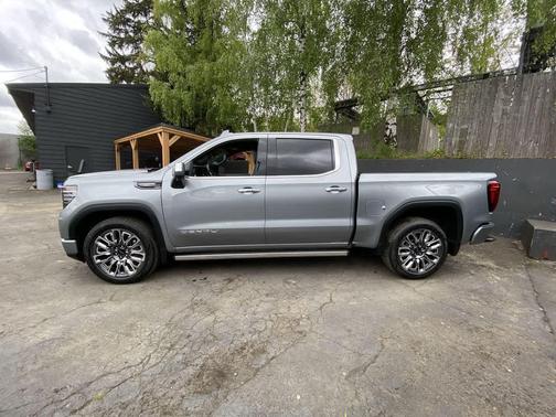 Sterling Metallic 2024 GMC Sierra 1500 Denali Ultimate