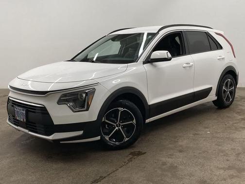 2024 Kia Niro EX