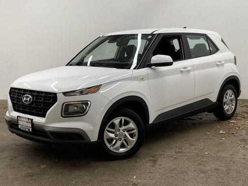 2021 Hyundai VENUE SE