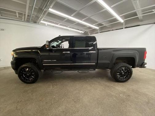 2016 GMC Sierra 2500 Denali