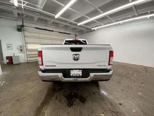 2024 RAM 3500 Big Horn Crew Cab 4x4 8' Box