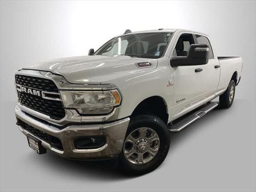 2024 RAM 3500 Big Horn Crew Cab 4x4 8' Box