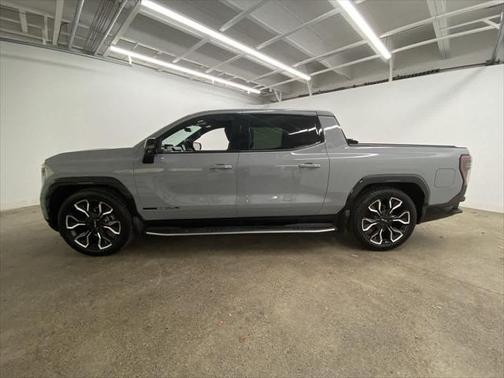 2024 GMC Sierra EV Denali Edition 1