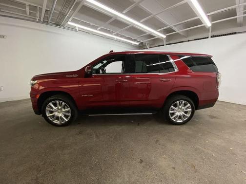2024 Chevrolet Tahoe 4WD High Country