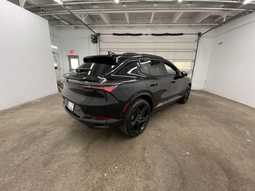 2024 Chevrolet Equinox EV RS