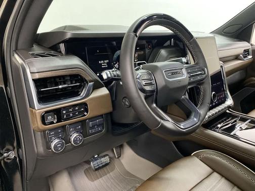 2025 GMC Yukon Denali Ultimate