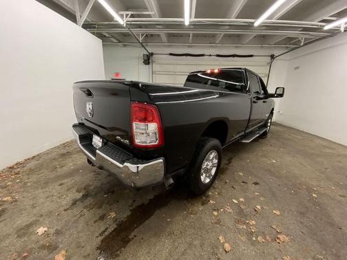 2024 RAM 2500 Big Horn Crew Cab 4x4 8' Box