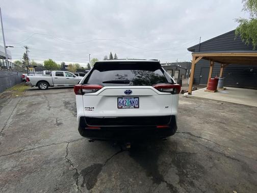 Ice Cap 2023 Toyota RAV4 Prime SE