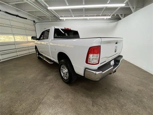 2021 RAM 2500 Big Horn Crew Cab 4x4 6'4' Box